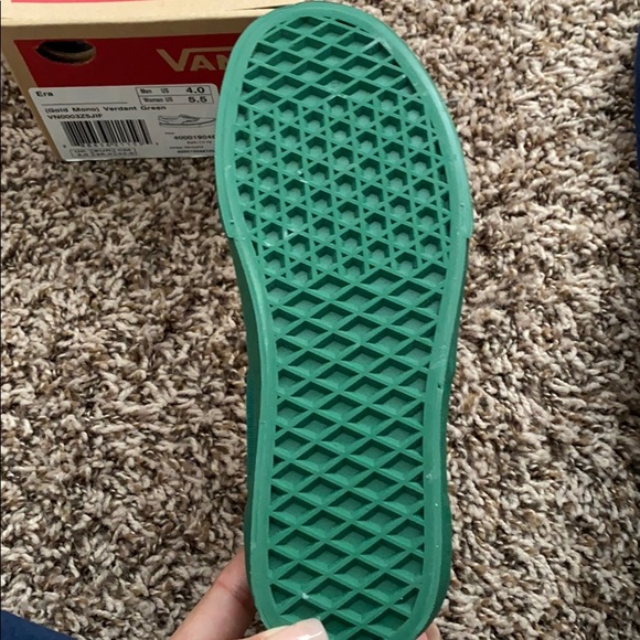 Gold mono verdant green Vans woman’s 5.5 - Picture 3 of 4